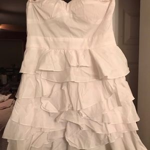 White strapless dress